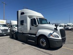 NN617287 - 2022 International LT625: Truck Paint and Body Damage