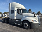 NN235845 - 2022 International LT625: Picture, Right Front Corner