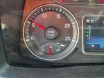 NN235845 - 2022 International LT625: Oil Pressure