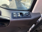 NN235845 - 2022 International LT625: Window Controls