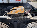NN433572 - 2022 International LT625: Fifth Wheel