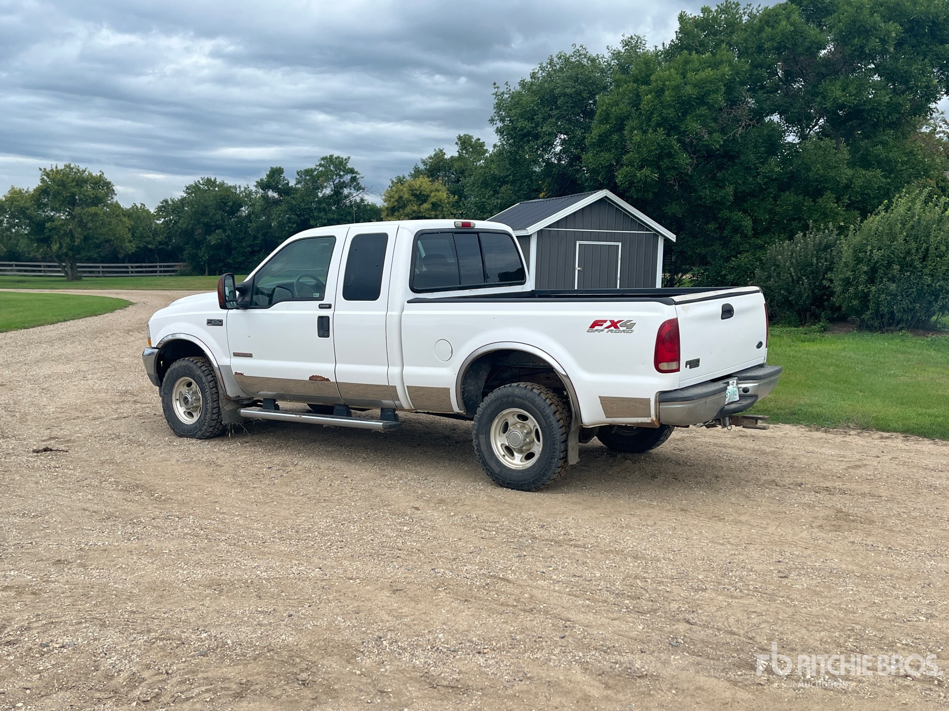 General Appearance with Picture, Left Rear Corner