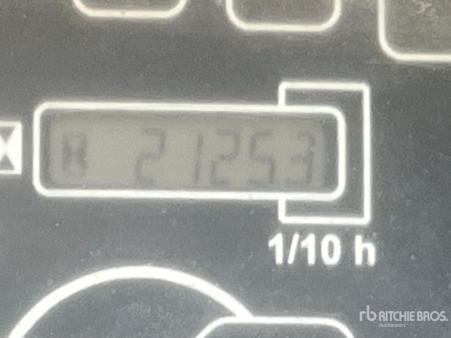 General Appearance with Horímetro / Odómetro