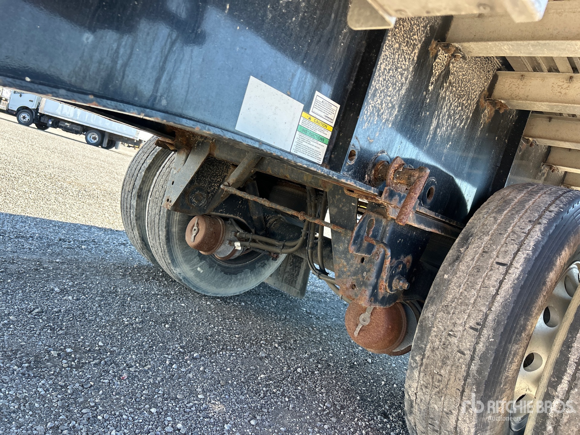 2016 Load King 48 ft T/A Spread Axle
