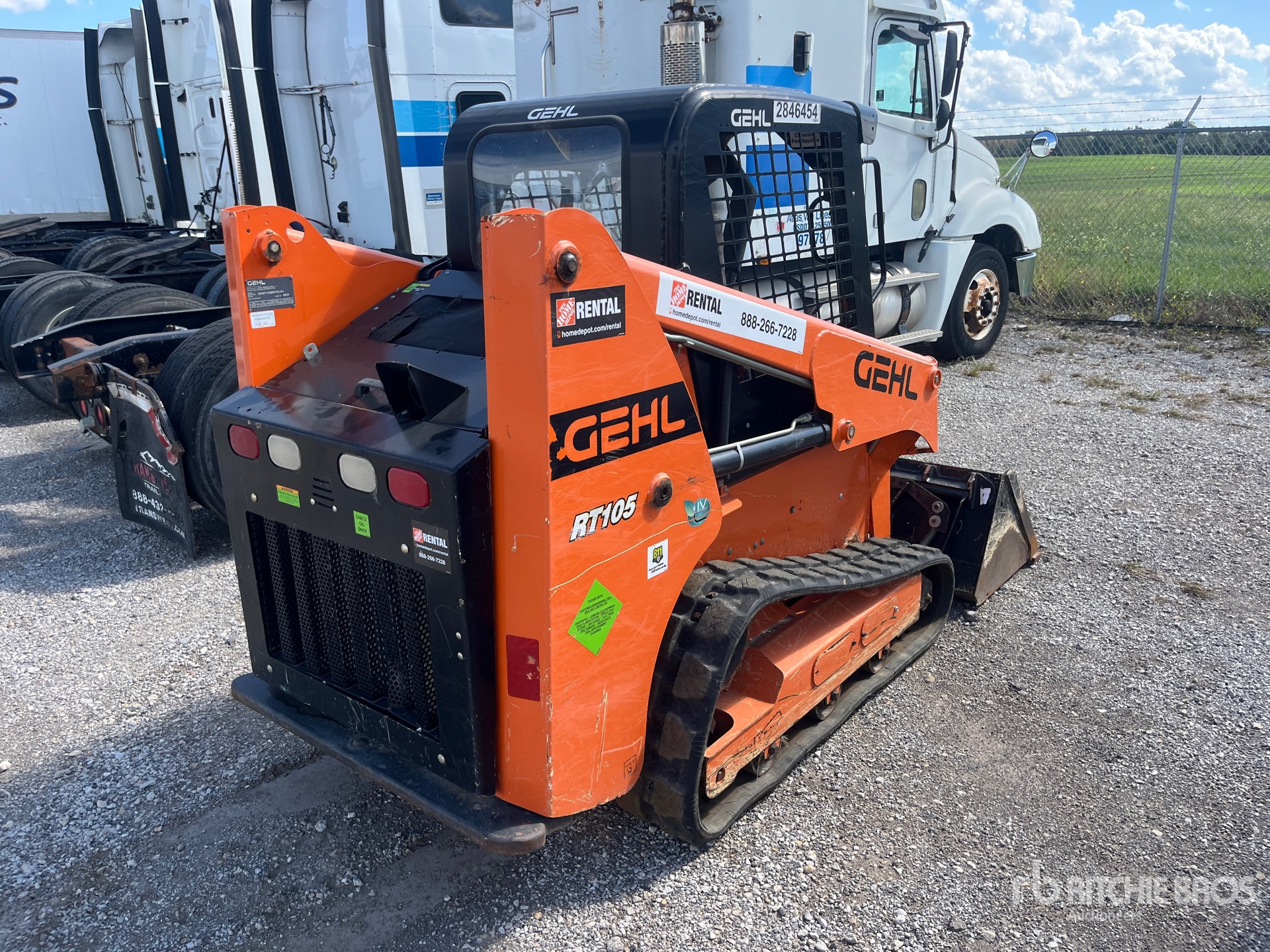 General Appearance with Picture, Right Rear Corner