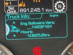 4 Transmision with Engine Hours