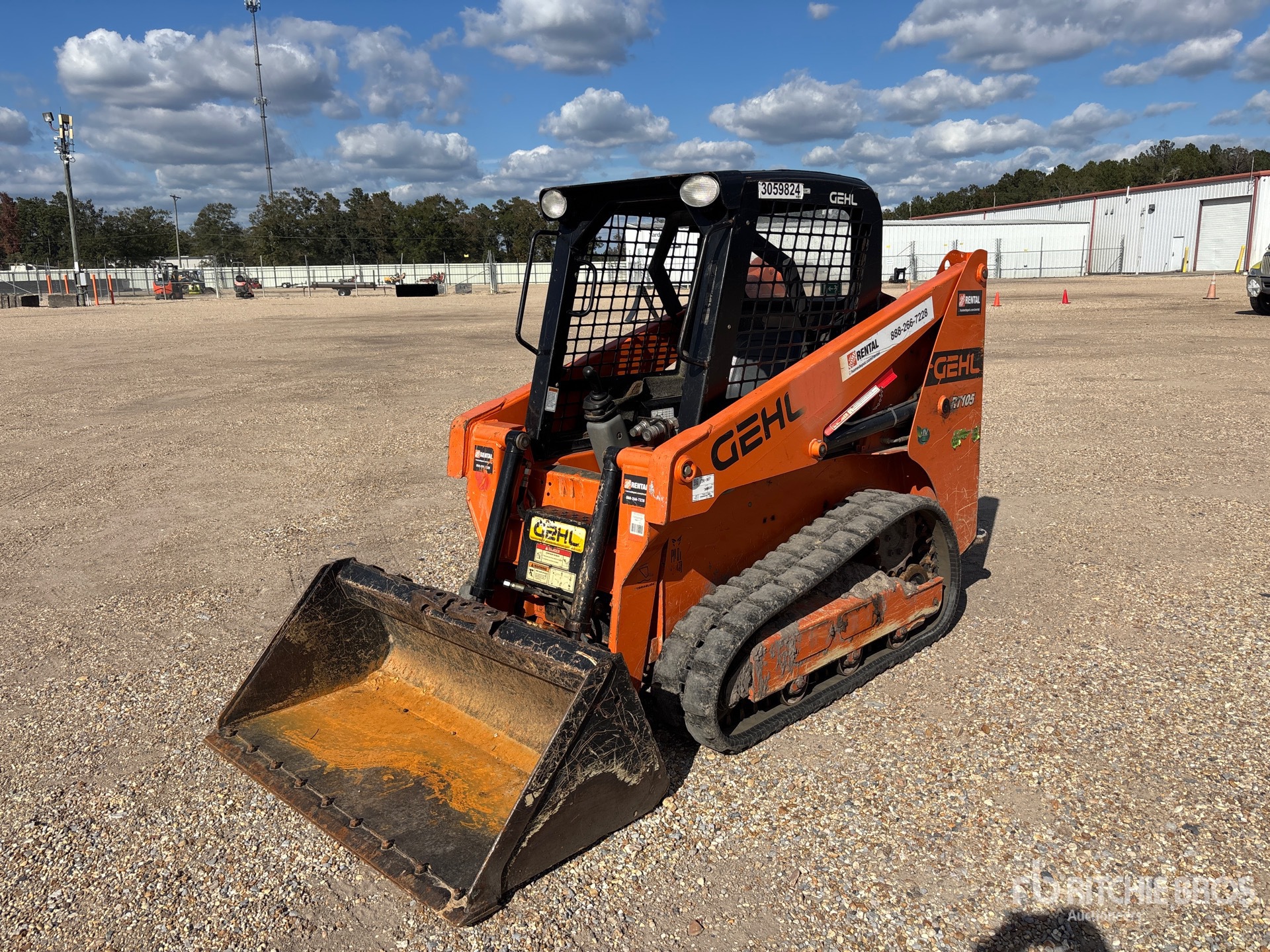 General Appearance with Foto, angolo anteriore sinistro