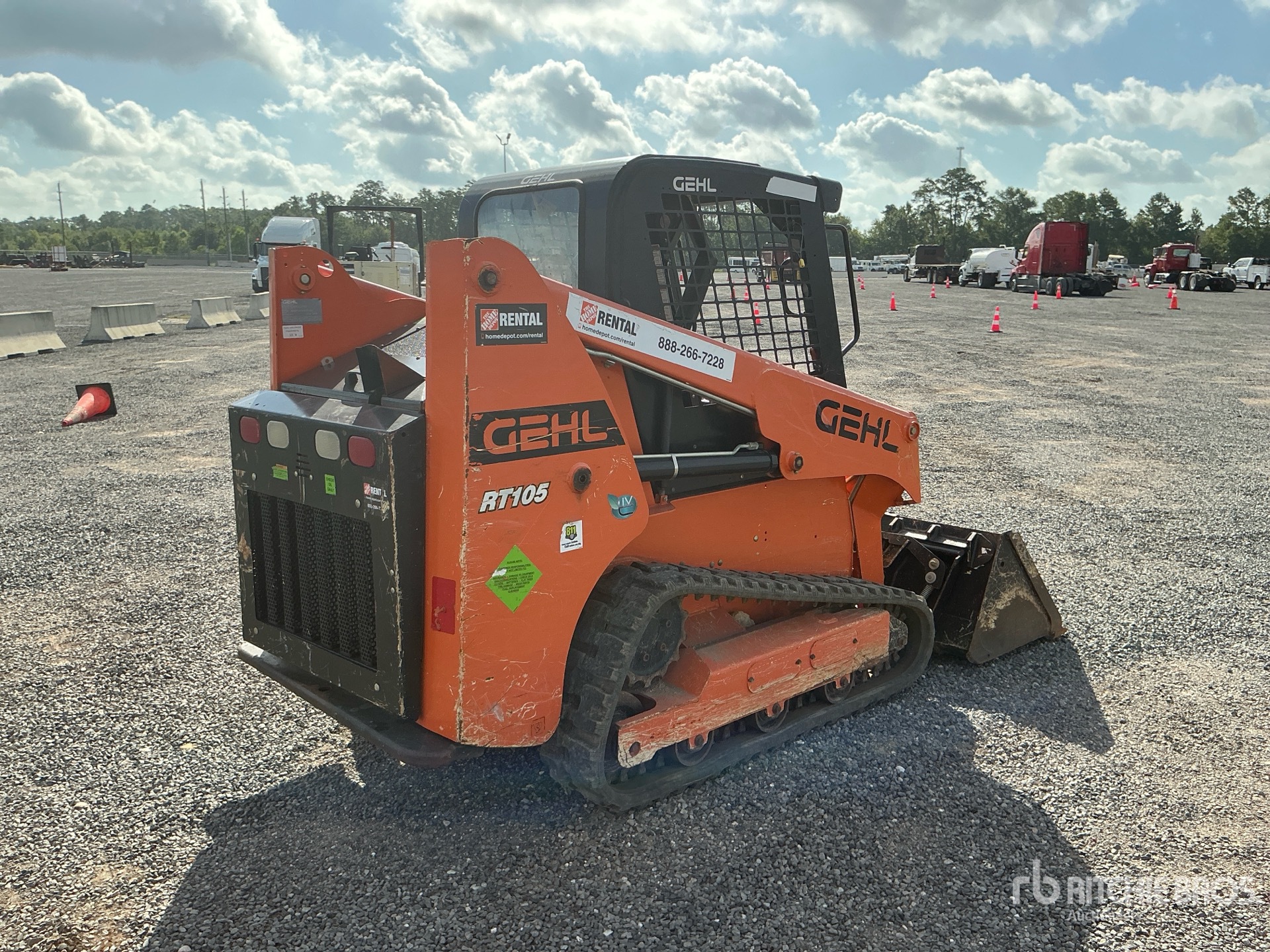 General Appearance with Picture, Right Rear Corner