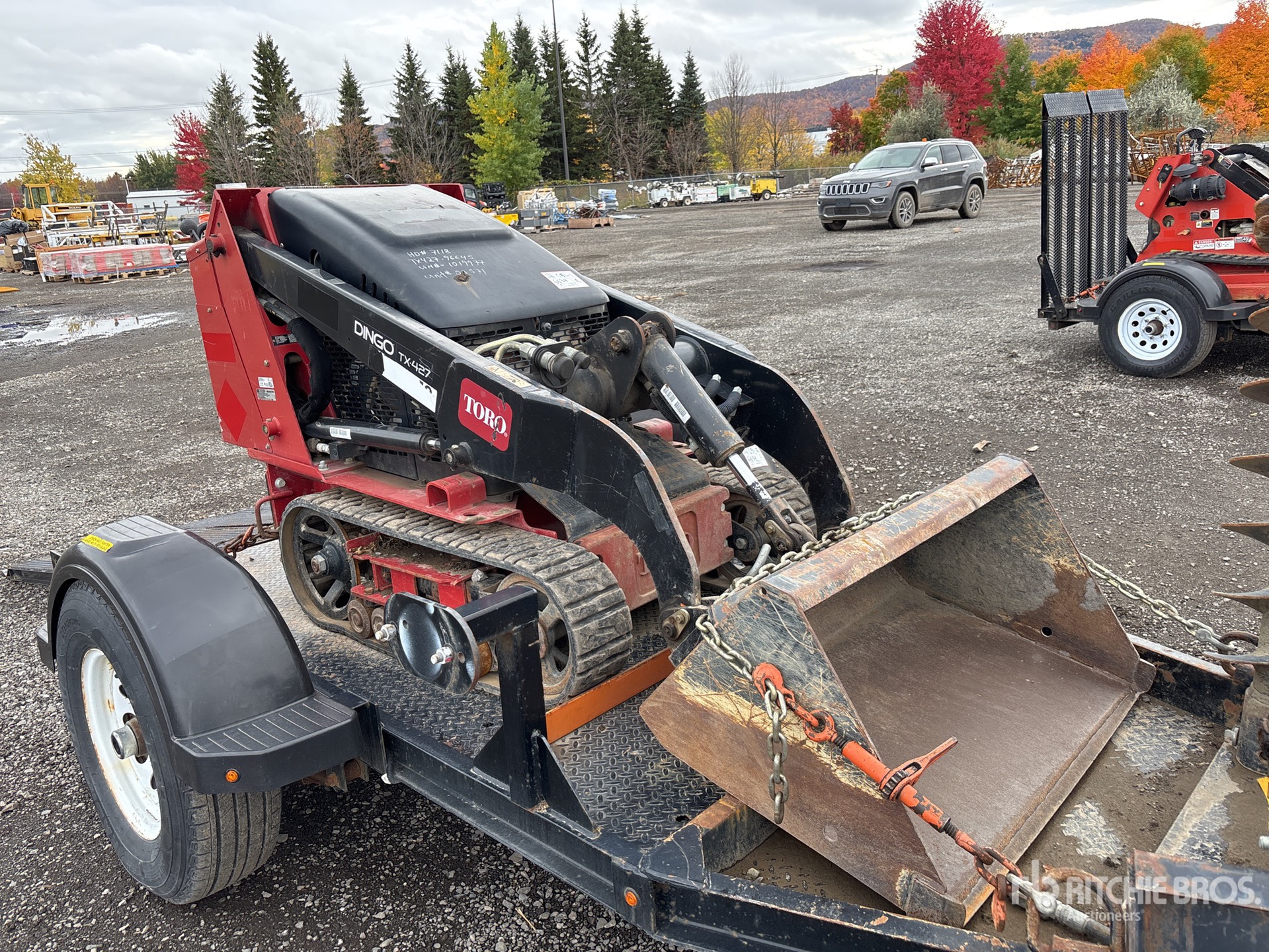 General Appearance with Picture, Right Front Corner