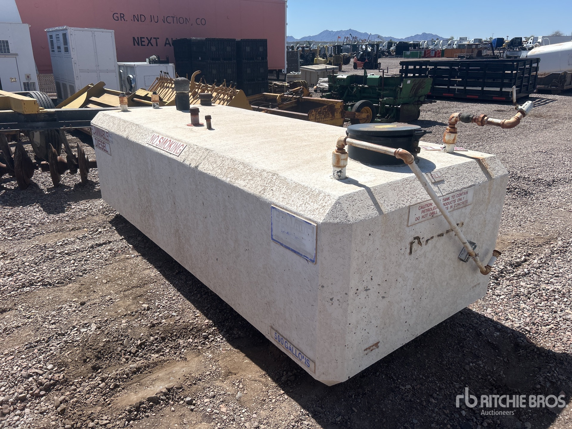 General Appearance with Picture, Right Rear Corner