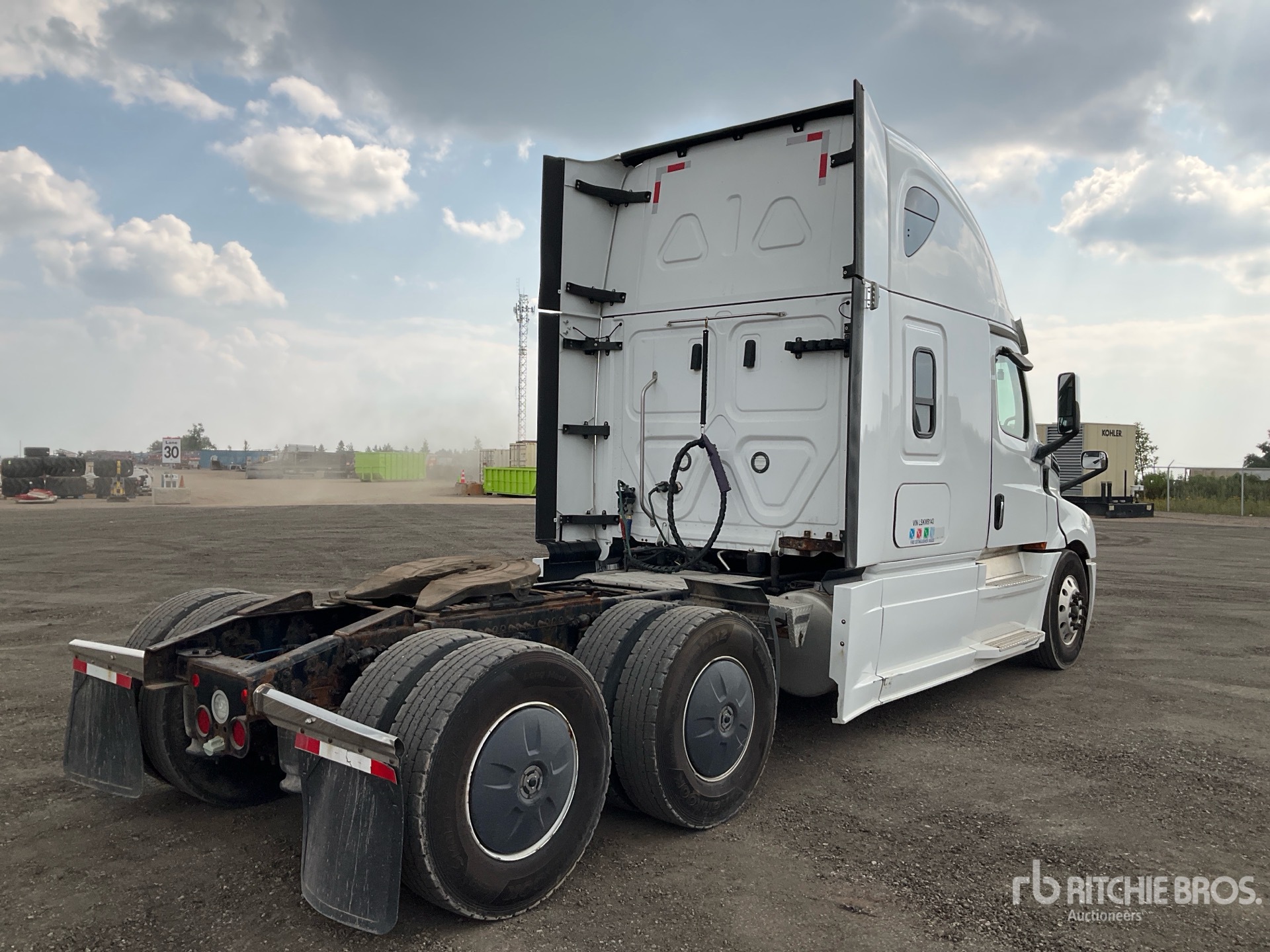 General Appearance with Picture, Right Rear Corner