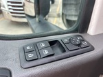 MN262999 - 2021 International LT625: Window Controls