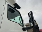MN262999 - 2021 International LT625: Mirrors