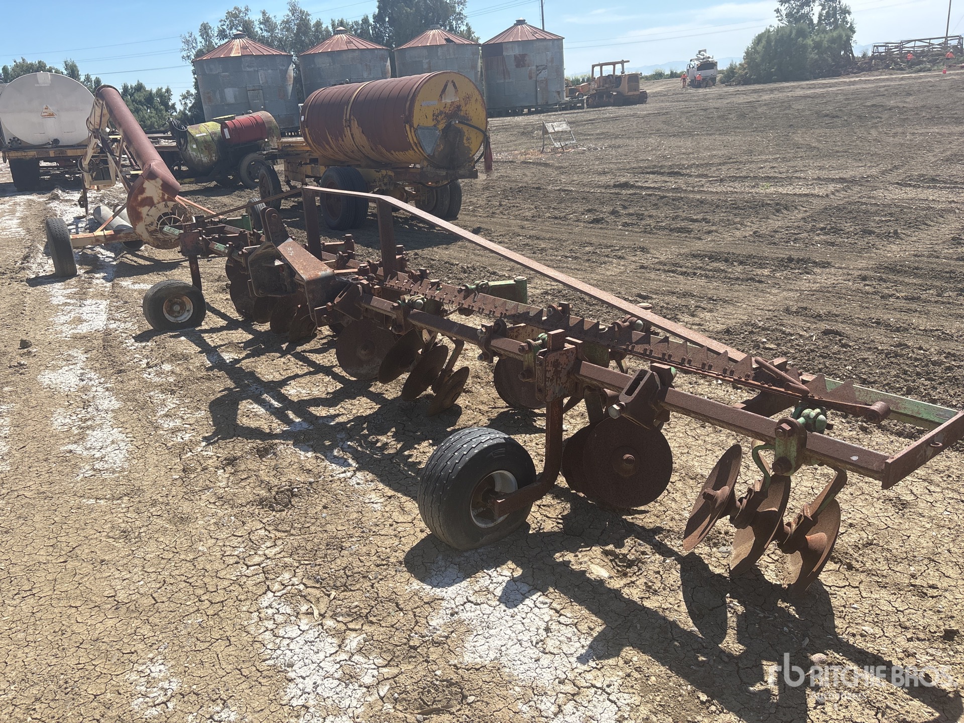 General Appearance with Imagen: esquina delantera izquierda