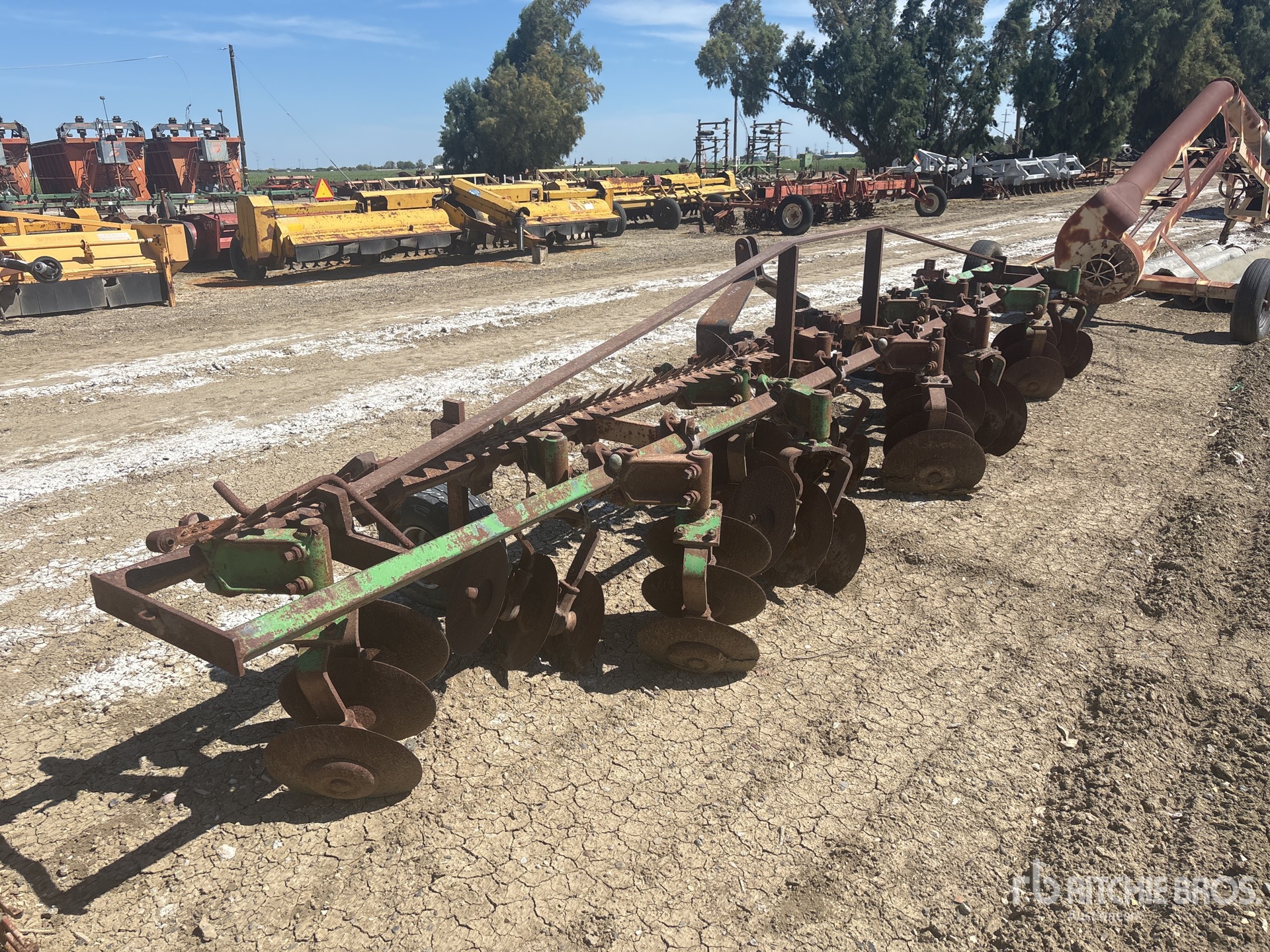 General Appearance with Imagen: esquina trasera izquierda