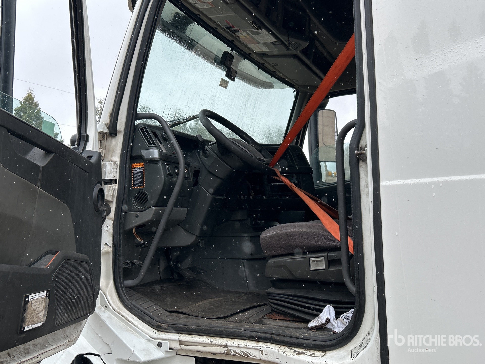 2019 Volvo VNL760