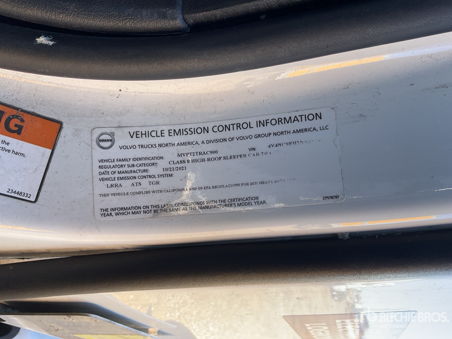 2022 Volvo VNL760