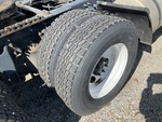 JN526305 - 2018 International LT625: Right Front Drive Tires