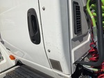JN526305 - 2018 International LT625: Truck Paint and Body Damage