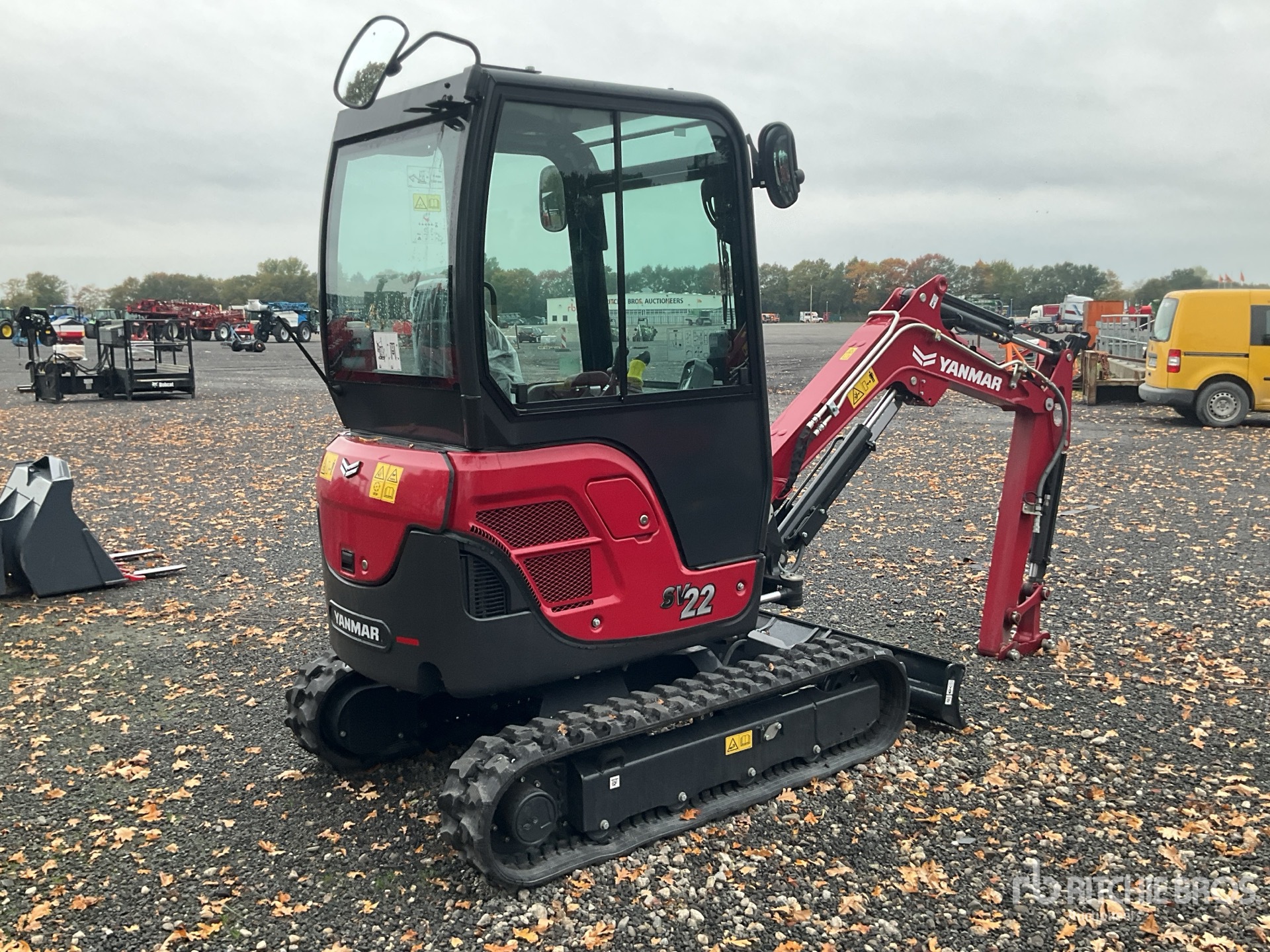 General Appearance with Picture, Right Rear Corner