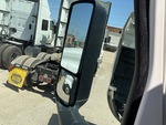 NN433202 - 2022 International LT625: Mirrors