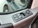 MN097123 - 2021 International LT625: Window Controls