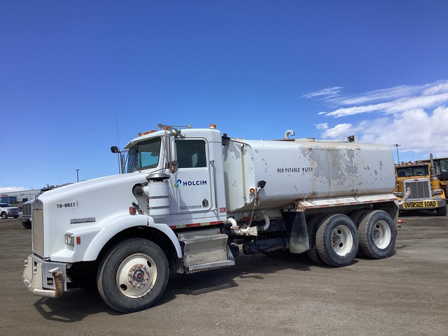 1994 (unverified) Kenworth T800 4000 gal 6x4 Water Truck