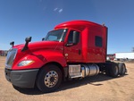 MN341699 - 2021 International LT625: Picture, Left Front Corner