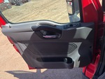 MN341699 - 2021 International LT625: Cab Doors