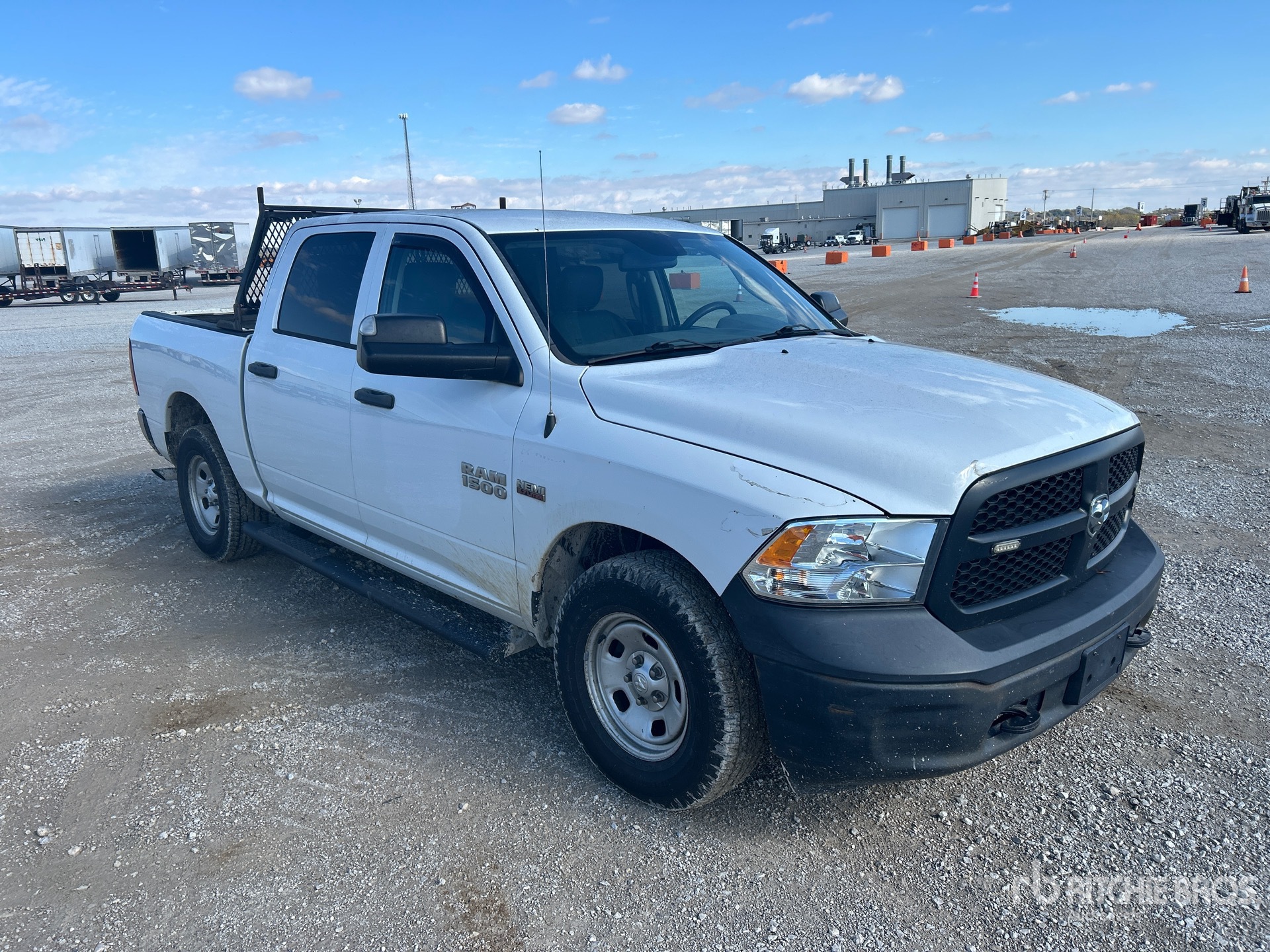 Aspect général with Image, coin avant droit