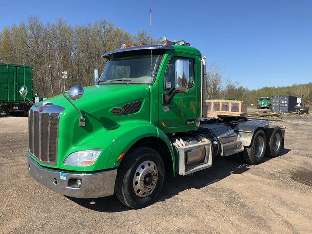 2019 Peterbilt 579 6x4 T/A Day Cab Truck Tractor
