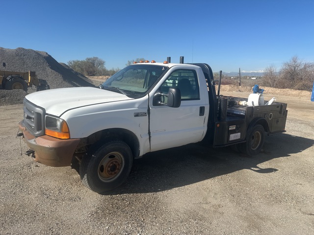 2000 Ford F-350 XL 4x4 Service Truck (Inoperable)