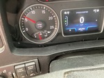 NN084209 - 2022 International LT625: Oil Pressure