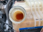 NN025854 - 2022 International LT625: Coolant Reservoir