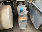 MN448484 - 2021 International LT625: DEF / AdBlue Tank
