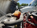 NN433201 - 2022 International LT625: Cooling System Leaks