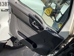 NN433201 - 2022 International LT625: Cab Doors