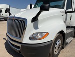 MN605869 - 2021 International LT625: Truck Paint and Body Damage