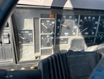 Cab with Presión de aceite