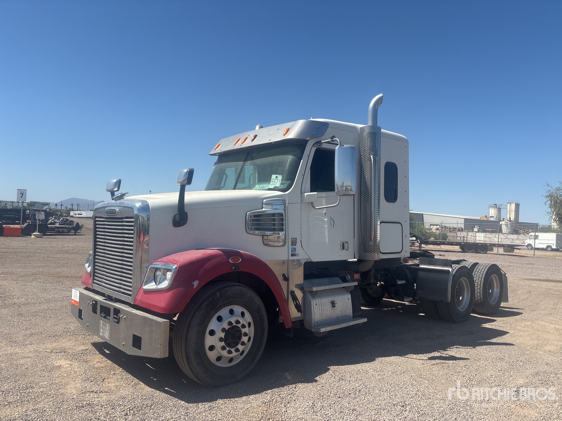 Photo of a 2011 Freightliner CORONADO 122
