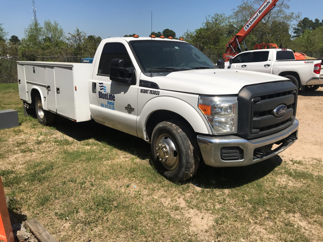 2013 Ford F-350 XL Super Duty S/A Service Truck 2013 Ford F-350 XL Super Duty S/A Service Truck