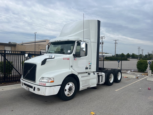 2017 Volvo VNM 6x4 T/A Day Cab Truck Tractor (Inoperable)