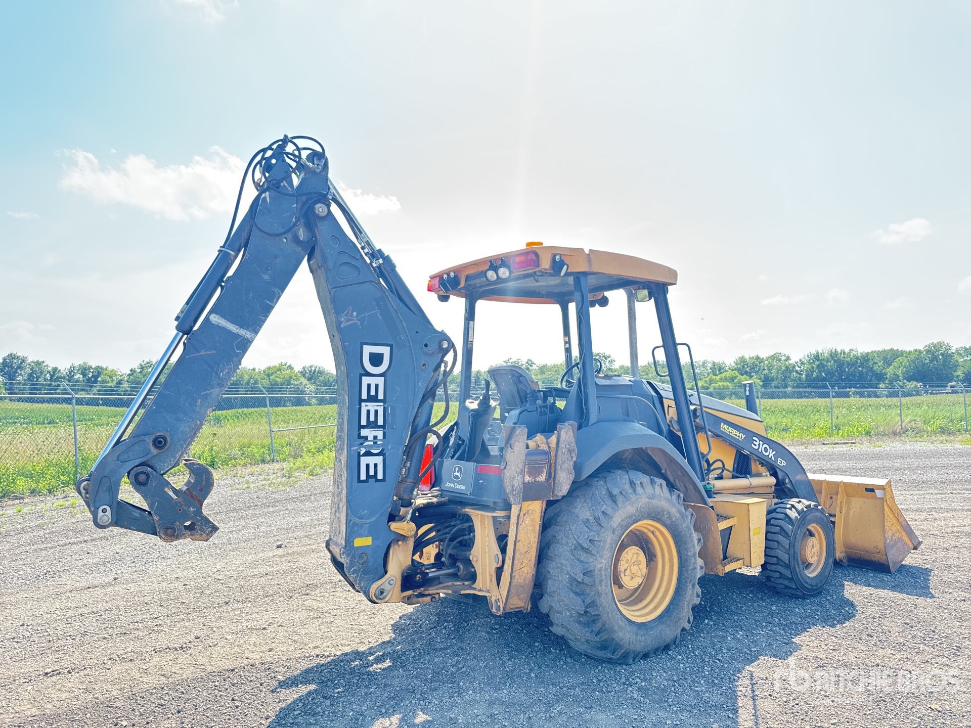 General Appearance with Picture, Right Rear Corner