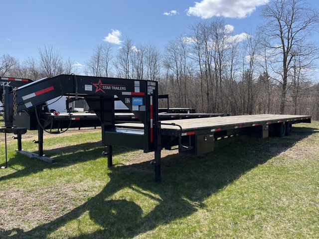 2022 American Pride AP-070 FB 40 ft T/A Gooseneck Flatbed Trailer