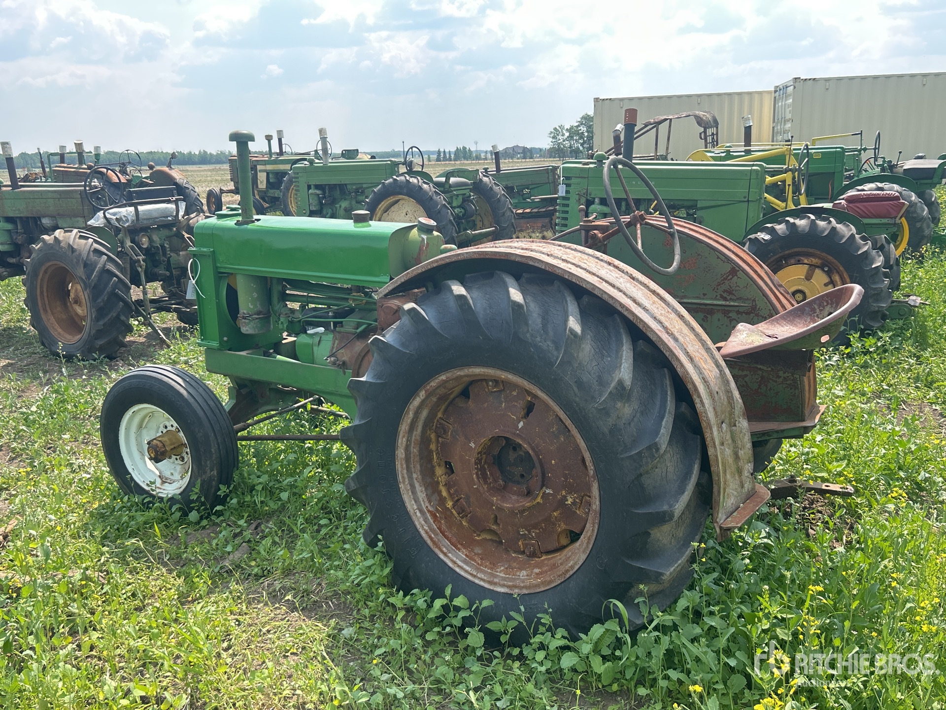 General Appearance with Picture, Left Rear Corner