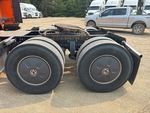 4 Underbody - Truck with 