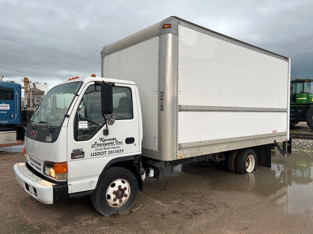 2005 GMC W4500 4x2 Van Truck (Inoperable)