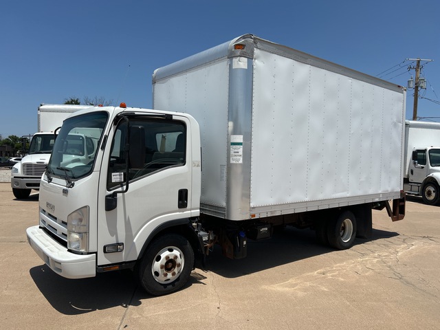 2014 Isuzu NPR 4x2 Van Truck