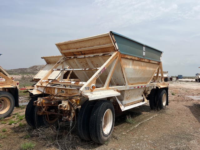 2004 Ranco 12 ft T/A Pup Belly Dump Trailer 2004 Ranco 12 ft T/A Pup Belly Dump Trailer