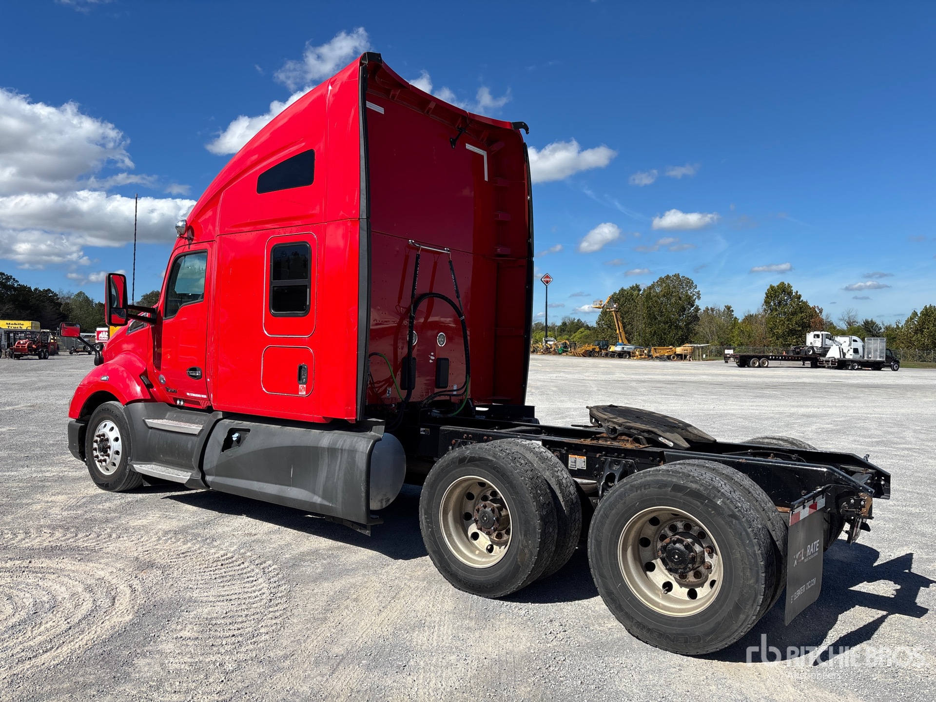 General Appearance with Picture, Left Rear Corner